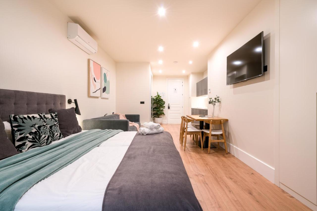 Apartment Riverside By Staynn